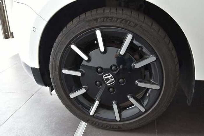 Honda e Advance*LED*360°Kamera*SHZ*LEDERAUSSTATTUNG!!!