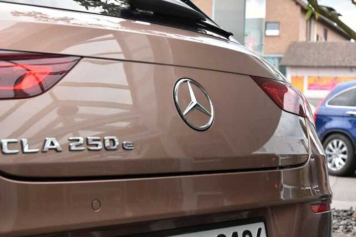 Mercedes-Benz CLA 250 CLA 250 e AMG **SELTEN**ROSEGOLD** MBUX **LED