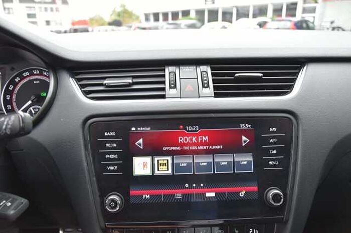 SKODA Octavia RS*Automatik*Klimaauto*Navi*SHZ