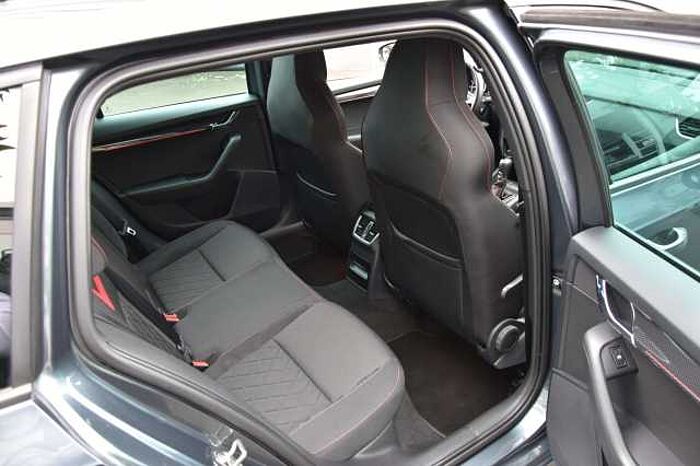 SKODA Octavia RS*Automatik*Klimaauto*Navi*SHZ