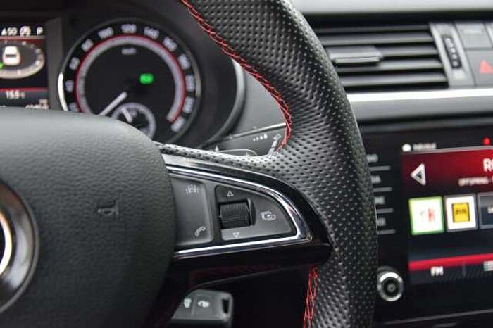 SKODA Octavia RS*Automatik*Klimaauto*Navi*SHZ