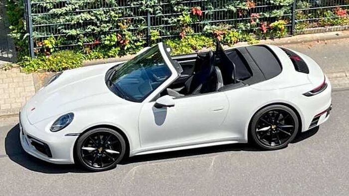 Porsche 992 Carrera Cabriolet **Kreide**Sport-Design**