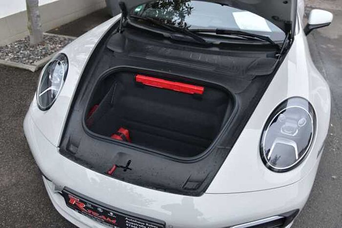 Porsche 992 Carrera Cabriolet **Kreide**Sport-Design**