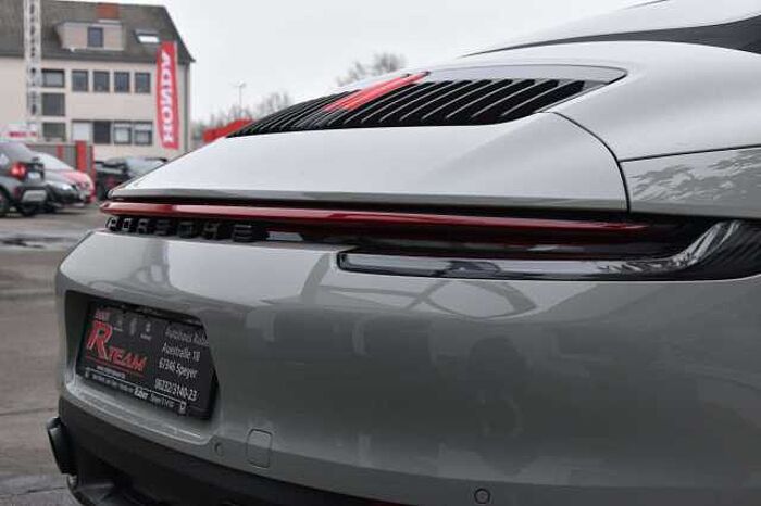 Porsche 992 Carrera Cabriolet **Kreide**Sport-Design**