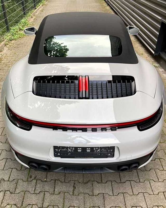 Porsche 992 Carrera Cabriolet **Kreide**Sport-Design**