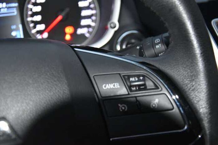 Mitsubishi Eclipse Cross Intro Edition 2WD*Allwetter*Kamera*SHZ*Klima