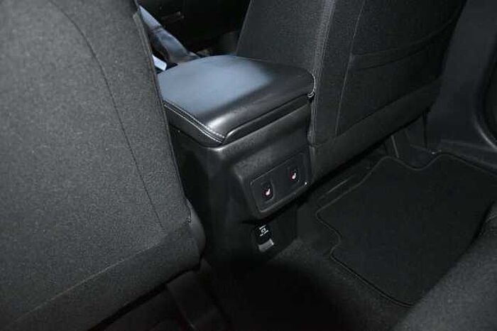 Mitsubishi Eclipse Cross Intro Edition 2WD*Allwetter*Kamera*SHZ*Klima