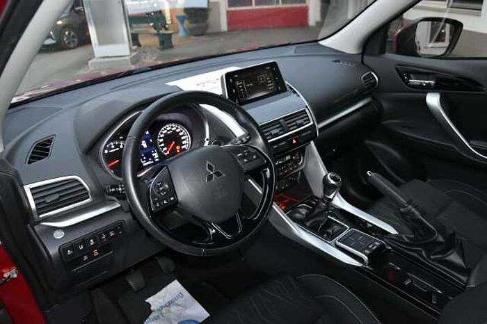 Mitsubishi Eclipse Cross Intro Edition 2WD*Allwetter*Kamera*SHZ*Klima