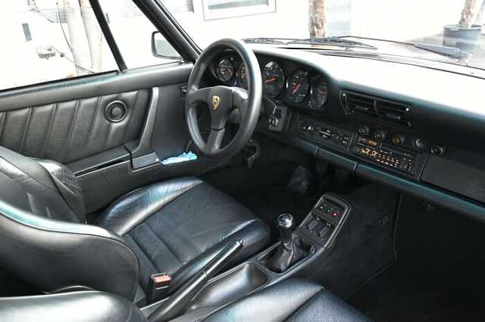 Porsche 964 911 Carrera 4