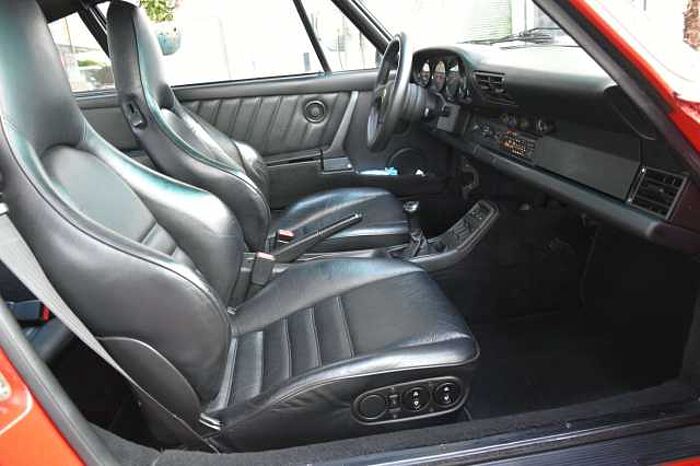 Porsche 964 911 Carrera 4