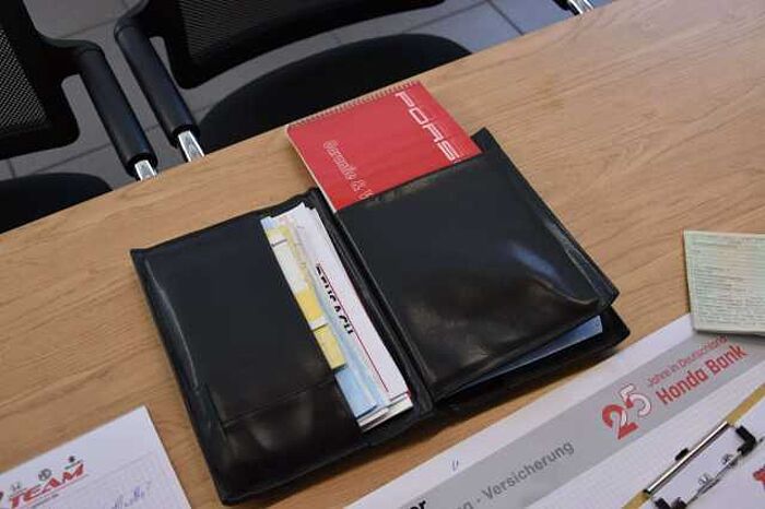 Porsche 964 911 Carrera 4