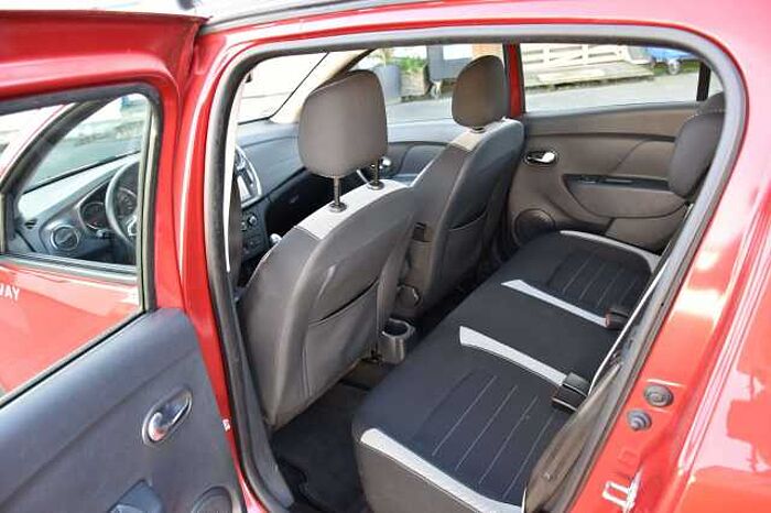 Dacia Sandero Stepway Prestige*Allwetter*Scheckheft*1.Hand