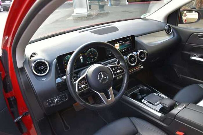 Mercedes-Benz B 180 d***Automatik***Leder***Rückfahrkamera***