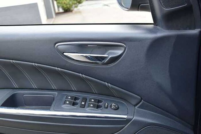 Lancia Delta Delta 1.4 T-Jet 16v Oro