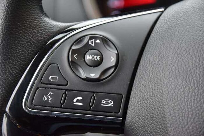 Mitsubishi Eclipse Cross Intro Edition 2WD*Klima*SHZ*Kamera*Navi