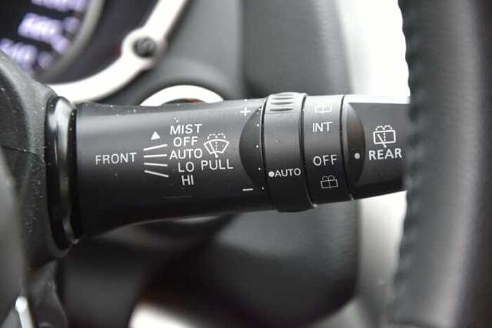 Mitsubishi Eclipse Cross Intro Edition 2WD*Klima*SHZ*Kamera*Navi