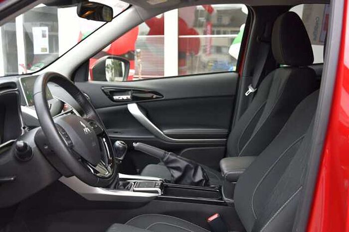 Mitsubishi Eclipse Cross Intro Edition 2WD*Klima*SHZ*Kamera*Navi