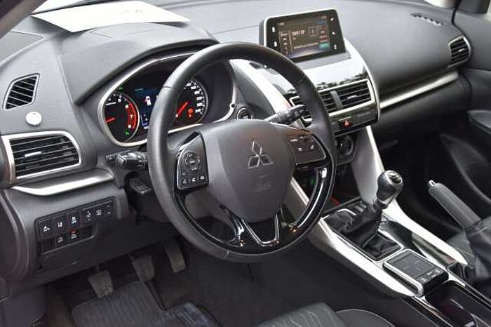 Mitsubishi Eclipse Cross Intro Edition 2WD*Klima*SHZ*Kamera*Navi