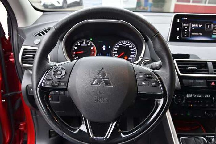 Mitsubishi Eclipse Cross Intro Edition 2WD*Klima*SHZ*Kamera*Navi