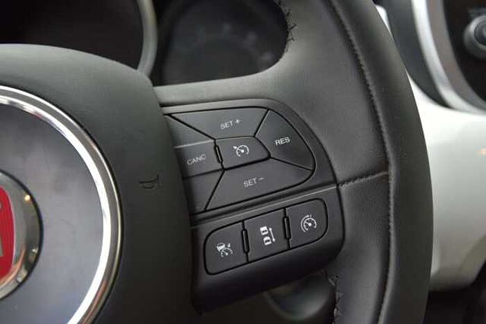 Fiat 500X Lounge*SHZ*Lenkradheiz.*Allwetter*Klimaauto.*Kamer