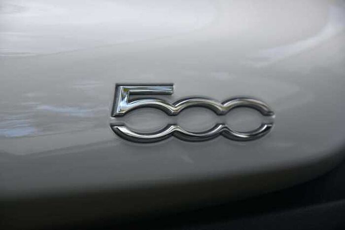 Fiat 500X Lounge*SHZ*Lenkradheiz.*Allwetter*Klimaauto.*Kamer