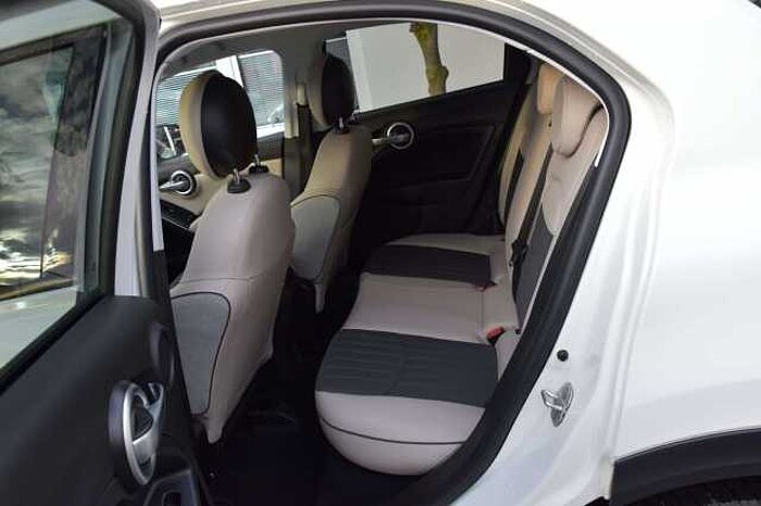 Fiat 500X Lounge*SHZ*Lenkradheiz.*Allwetter*Klimaauto.*Kamer