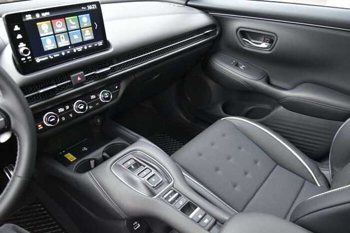 Honda ZR-V e:HEV 2WD Sport�8 Jahre Garantie�