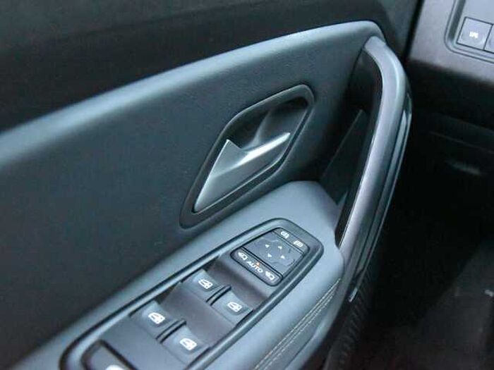 Dacia Duster Extreme*Allwetter*360° Kamera*SHZ*Klima*