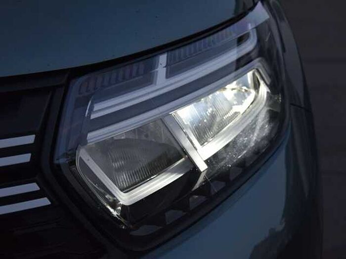 Dacia Duster Extreme*Allwetter*360° Kamera*SHZ*Klima*