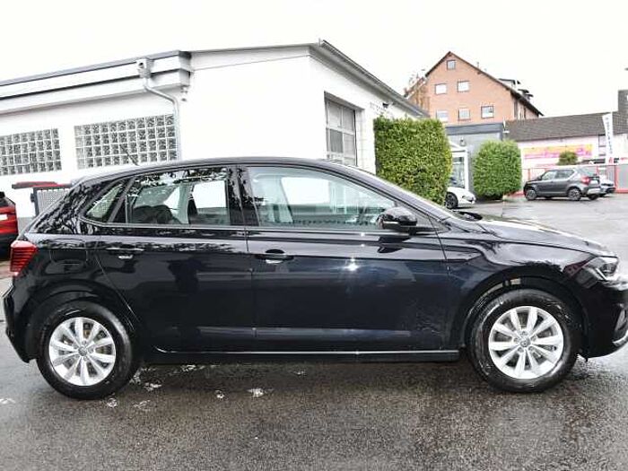Volkswagen Polo Highline*Klimaauto*SHZ*Tempomat*Navi