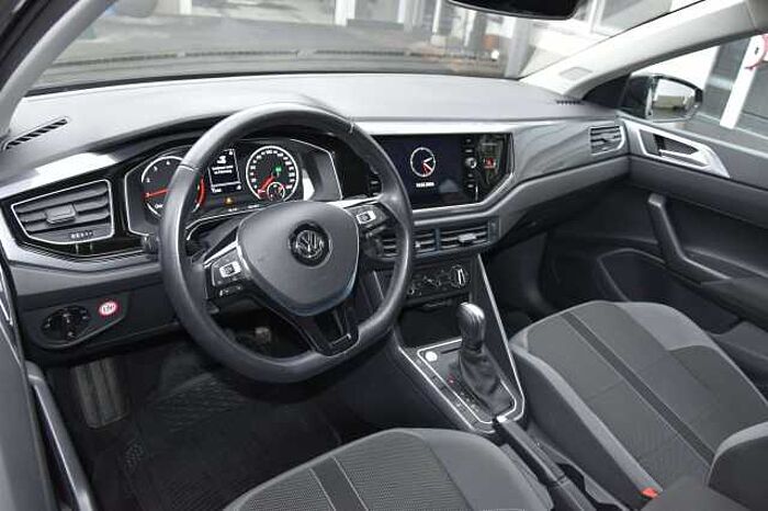 Volkswagen Polo Highline*Klimaauto*SHZ*Tempomat*Navi