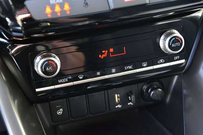 Mitsubishi Eclipse Cross Plus Select Black Hybrid 4WD*AHK*360°