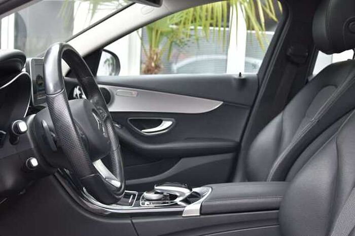 Mercedes-Benz C 180 C 180*Spurhalte*Navi*Schiebedach*