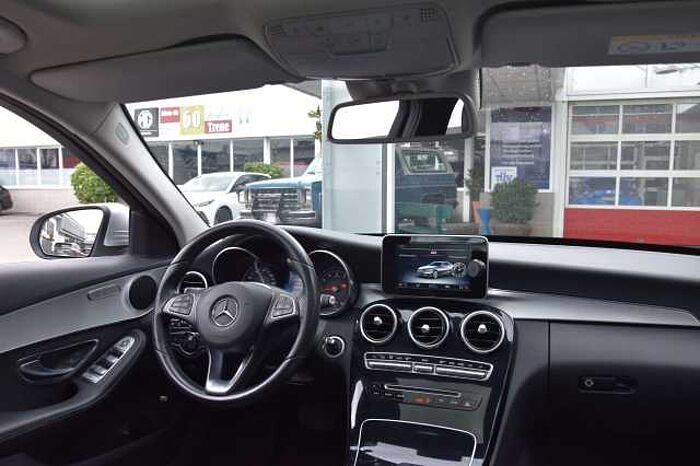 Mercedes-Benz C 180 C 180*Spurhalte*Navi*Schiebedach*