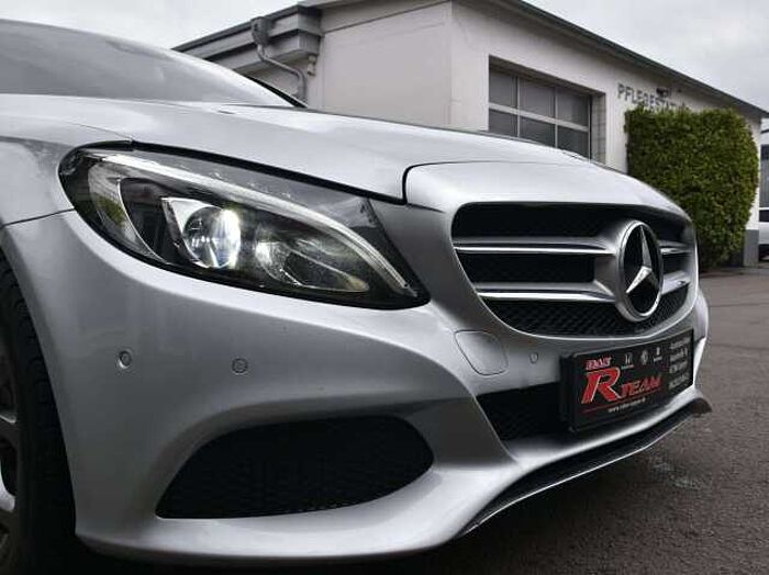 Mercedes-Benz C 180 C 180*Spurhalte*Navi*Schiebedach*