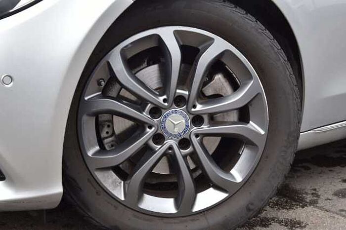 Mercedes-Benz C 180 C 180*Spurhalte*Navi*Schiebedach*