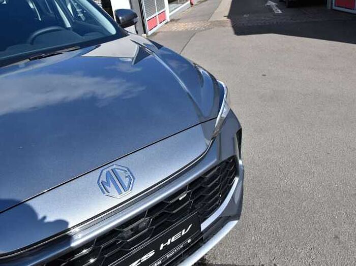 MG ZS Hybrid+ *Comfort*SHZ*LED*Kamera*Klimaauto