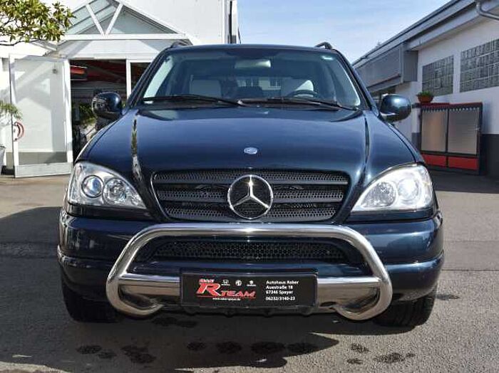 Mercedes-Benz ML 430 SHZ*AHK*PANO*EL. FH V+H