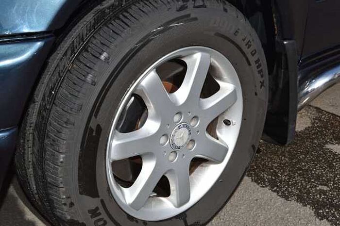Mercedes-Benz ML 430 SHZ*AHK*PANO*EL. FH V+H
