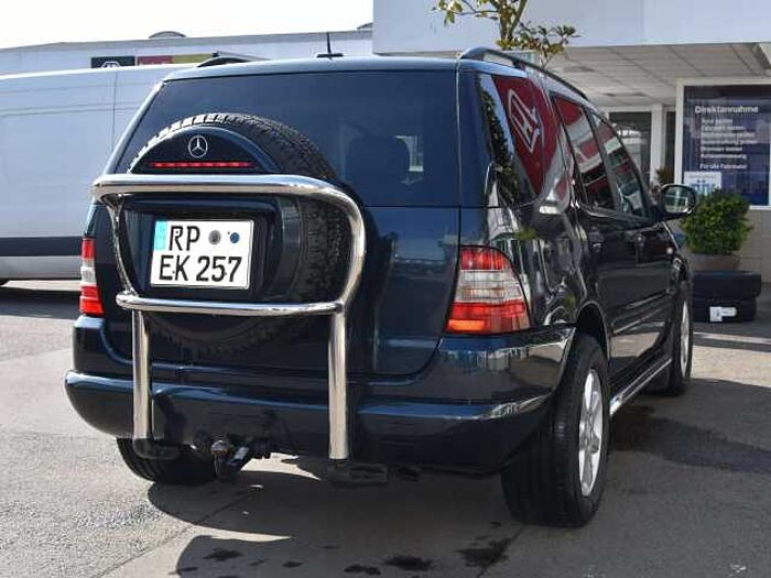 Mercedes-Benz ML 430 SHZ*AHK*PANO*EL. FH V+H