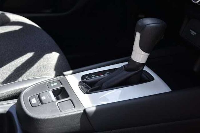 Honda Jazz e:HEV 1.5 i-MMD Hybrid Elegance