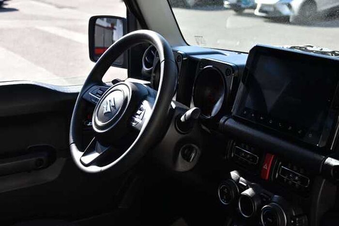 Suzuki Jimny Comfort+�5 Türer�