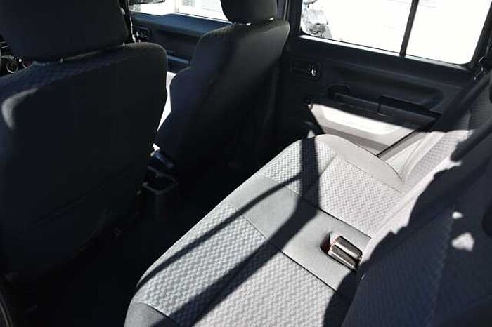Suzuki Jimny Comfort+�5 Türer�