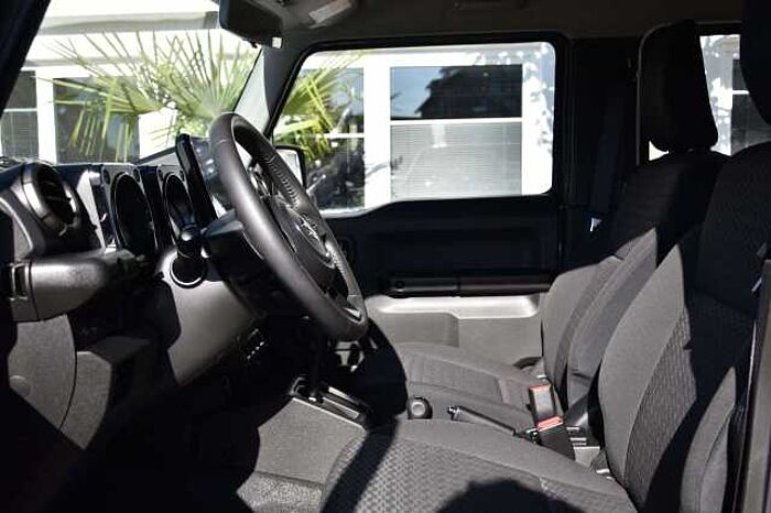 Suzuki Jimny Comfort+�5 Türer�