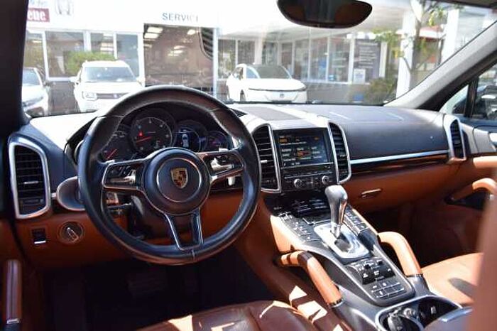Porsche Cayenne SHZ*PDC*RFK*LED*PANO*NAVI*KLIMA-AUTO
