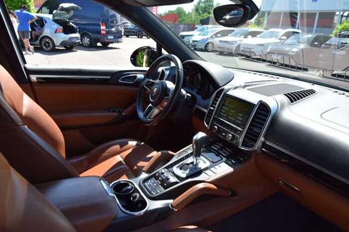 Porsche Cayenne SHZ*PDC*RFK*LED*PANO*NAVI*KLIMA-AUTO