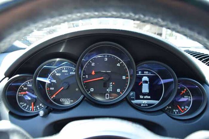 Porsche Cayenne SHZ*PDC*RFK*LED*PANO*NAVI*KLIMA-AUTO