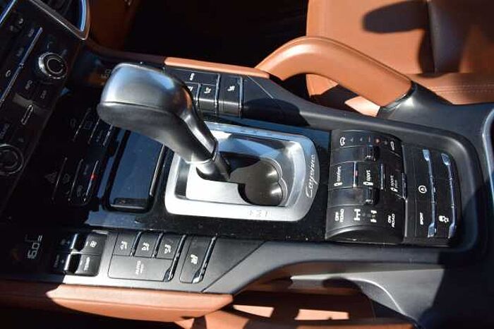 Porsche Cayenne SHZ*PDC*RFK*LED*PANO*NAVI*KLIMA-AUTO