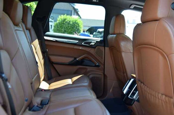Porsche Cayenne SHZ*PDC*RFK*LED*PANO*NAVI*KLIMA-AUTO