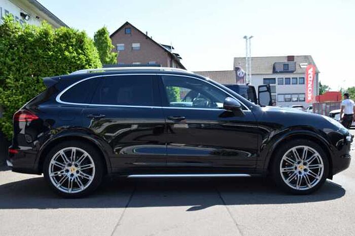Porsche Cayenne SHZ*PDC*RFK*LED*PANO*NAVI*KLIMA-AUTO